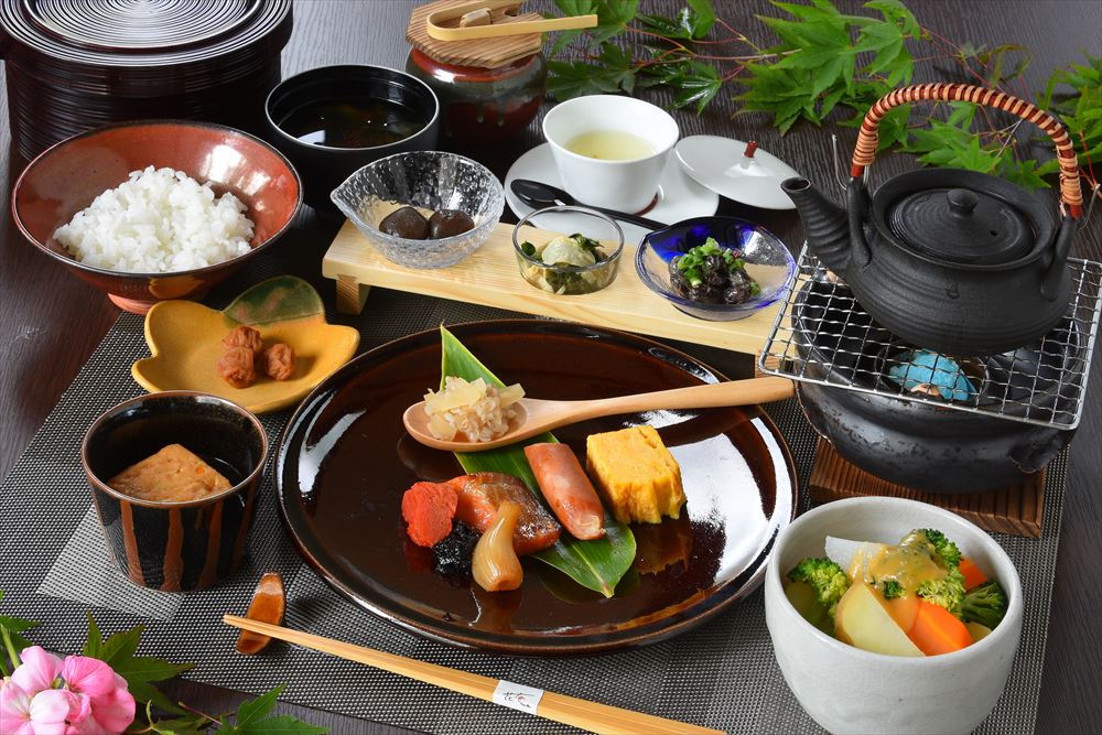 Nikko Chuzenji-ko Onsen Hotel Hana-An_A breakfast featuring Tochigi's local cuisine and Ochazuke (Japanese rice soup) made with Hana-an's specialty vegetable broth. (breakfast image)